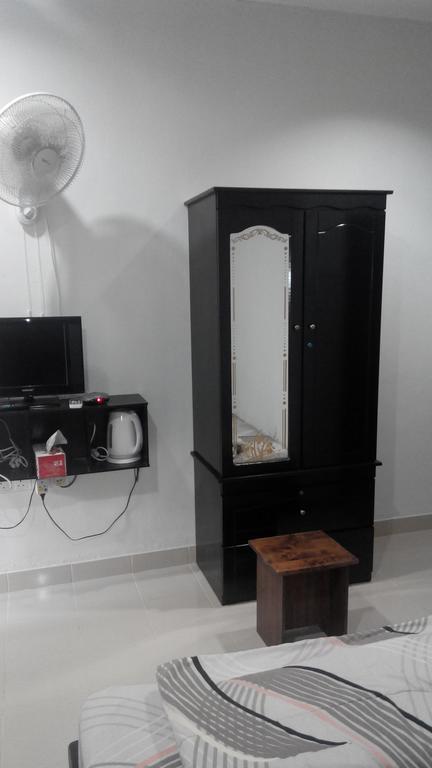 Niyaz Inn Pantai Cenang  Exteriér fotografie